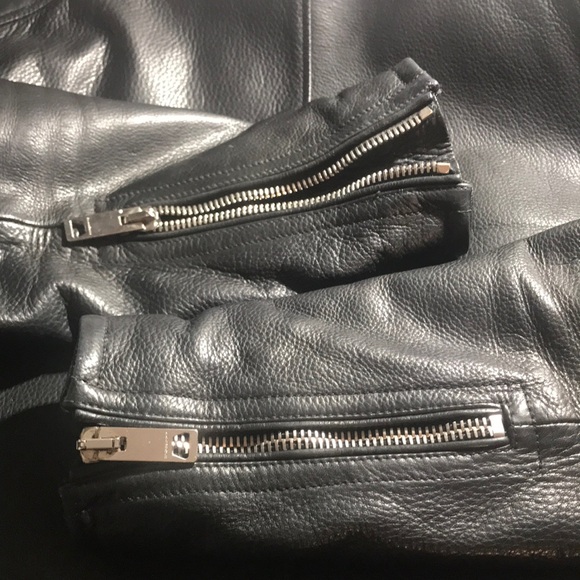 Burberry Black Bomber Jacket with Quilted Details size 52EU / 42US - Picture 11 of 16